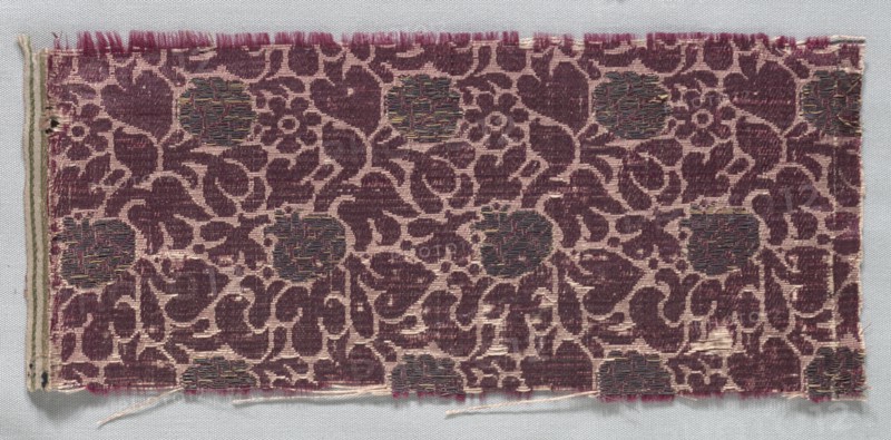 Brocaded Textile Fragment, late 1500s - early 1600s. Italy, late 16th - early 17th century. Brocade; silk and metal; overall: 11.4 x 25.4 cm (4 1/2 x 10 in.)