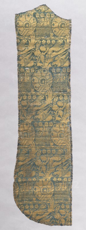 Chasuble Fragment with Realistic Animals, c. 1420. Italy. Silk, gold thread; lampas weave; average: 113.7 x 29.2 cm (44 3/4 x 11 1/2 in.)