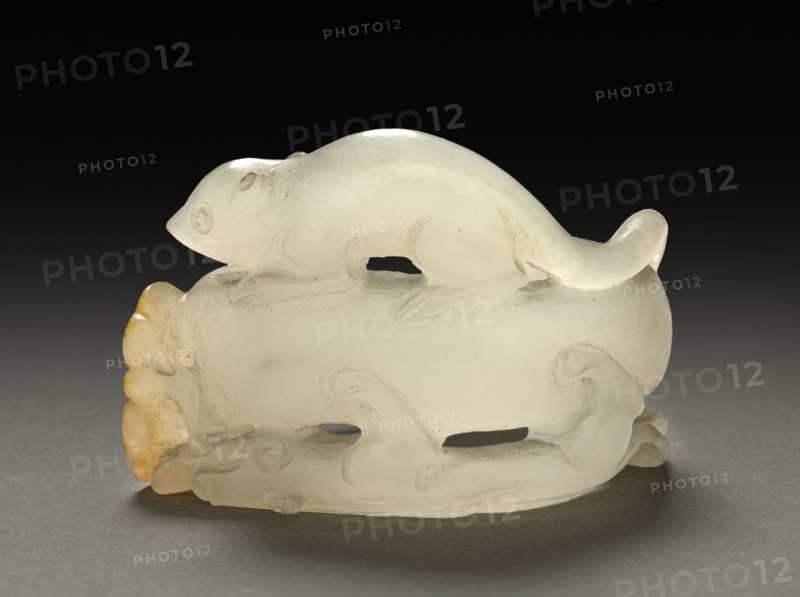 Thumb Ring, 17th Century. China, Qing dynasty (1644-1911). Jade; diameter: 4.2 cm (1 5/8 in.); overall: 2.8 cm (1 1/8 in.).