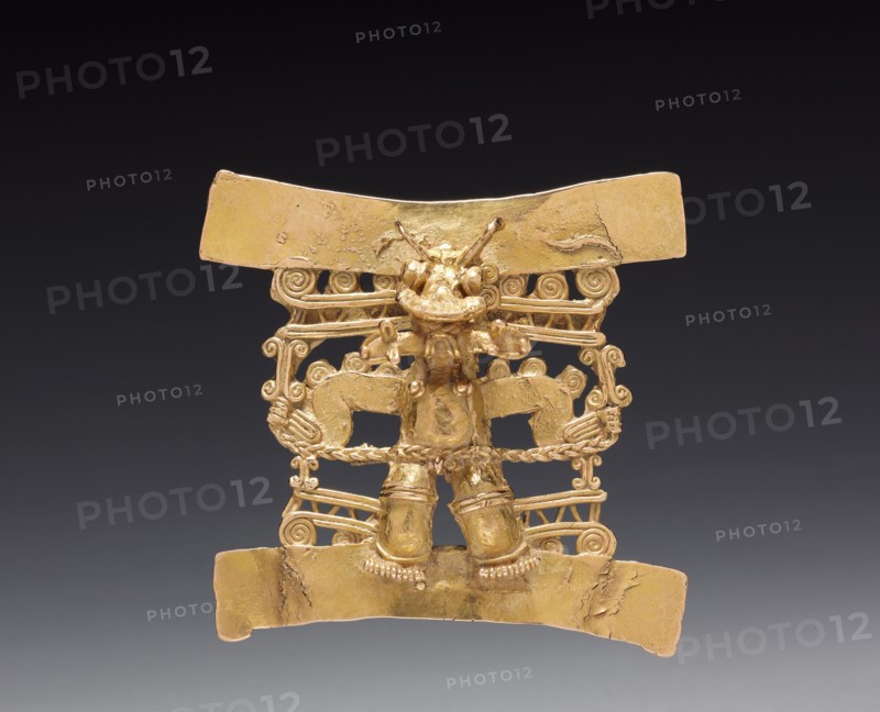Animal-Headed Figure Pendant, c. 1000-1550. Costa Rica, Diquís region, 11th-16th century. Cast gold; overall: 8.7 x 9 x 3.1 cm (3 7/16 x 3 9/16 x 1 1/4 in.).
