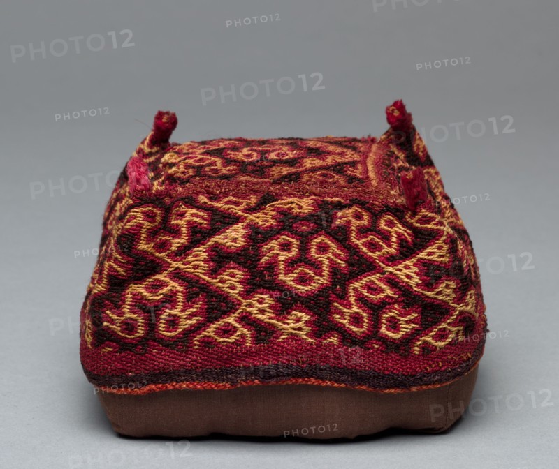 Four-Cornered Hat, c. 1400-1532. Peru, South Coast, Ica Valley, Inca Culture, 15th-16th century. Camelid fiber; overall: 7.5 x 14 x 14 cm (2 15/16 x 5 1/2 x 5 1/2 in.)