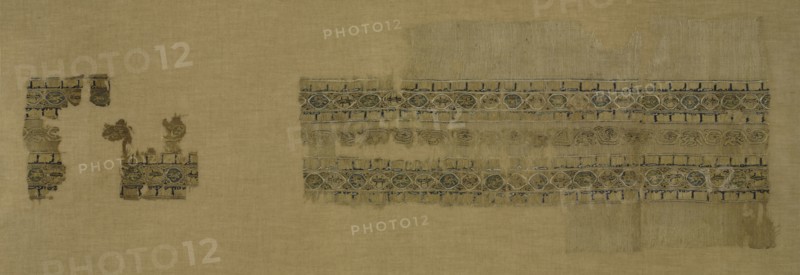 Tiraz with gold, 1094 - 1101. Egypt, Fatimid period, reign of Caliph al-Musta‘li, 1094–1101. Plain weave with inwoven tapestry weave: linen, silk, and gold filé; overall: 21.6 x 55.6 cm (8 1/2 x 21 7/8 in.)