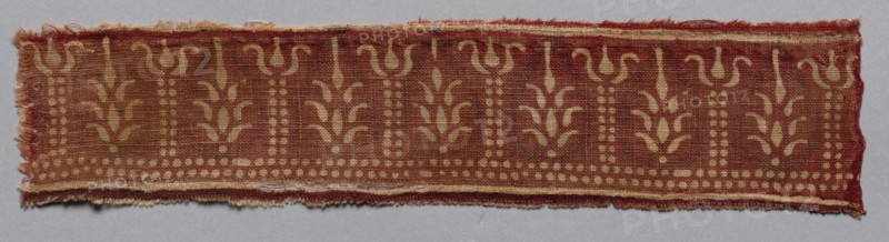 Fragment, 1100s - 1300s. India, 12th-14th century. Plain cloth, resist dyed; cotton; overall: 6.1 x 26.7 cm (2 3/8 x 10 1/2 in.)