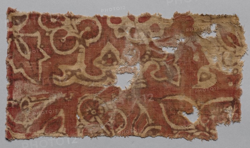 Fragment, 1100s - 1300s. India, 12th-14th century. Plain cloth, resist dyed; cotton; overall: 28 x 15.6 cm (11 x 6 1/8 in.).