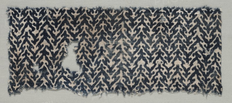 Fragment, 1100s - 1300s. India, 12th-14th century. Plain cloth, resist dyed; cotton; overall: 11.2 x 27 cm (4 7/16 x 10 5/8 in.).