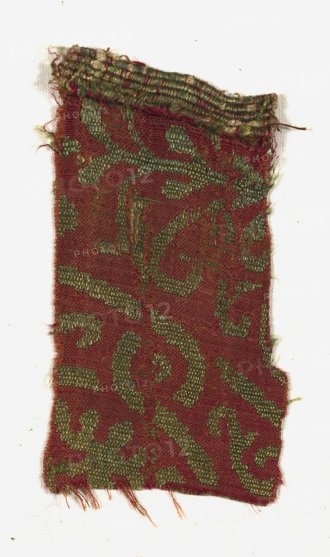 Silk Fragment, 13th century. Spain, Islamic period or Mudejar, 13th century. Lampas weave, brocaded; silk and gold thread; overall: 68.6 x 64.4 cm (27 x 25 3/8 in.)