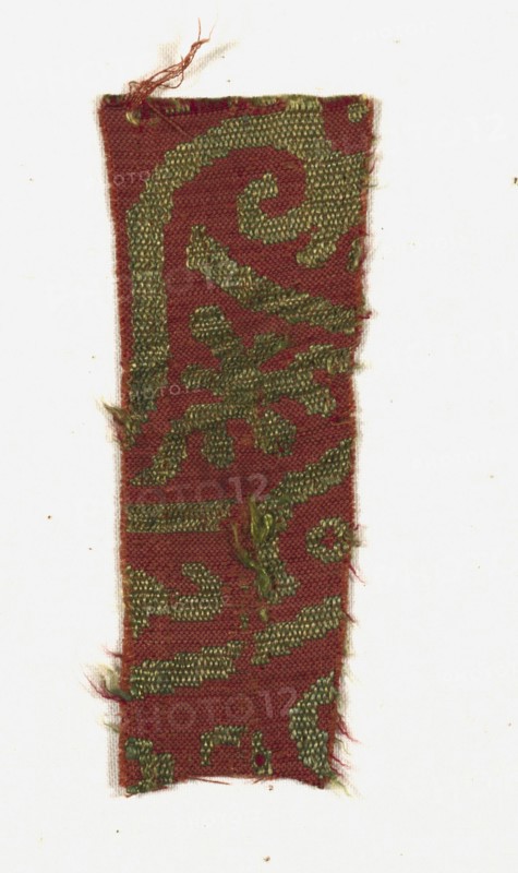Silk Fragment, 13th century. Spain, Islamic period or Mudejar, 13th century. Lampas weave, brocaded; silk and gold thread; overall: 68.6 x 64.4 cm (27 x 25 3/8 in.)