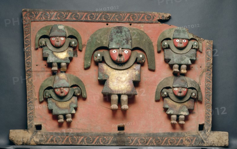 Backrest of a Litter, 900-1470. Central Andes, North Coast, Chimú people, Late Intermediate Period (AD 900 - 1470). Mixed media:  wood, gold alloy, pigment, shell inlay; overall: 60.4 x 95 cm (23 3/4 x 37 3/8 in.).