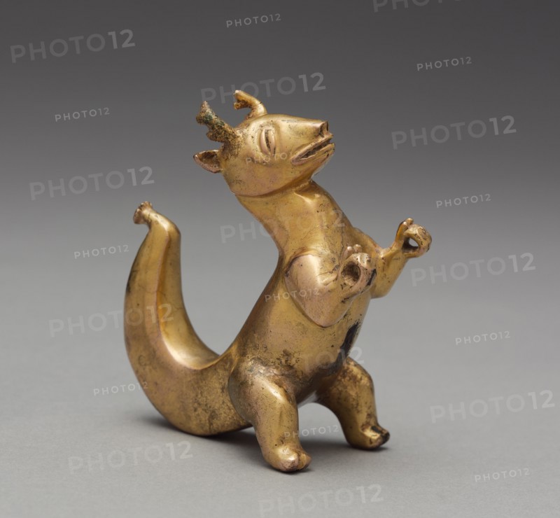 Pendant, 400-700. Panama, International style, 5th-7th century. Cast gold; overall: 7.5 x 4.2 cm (2 15/16 x 1 5/8 in.).