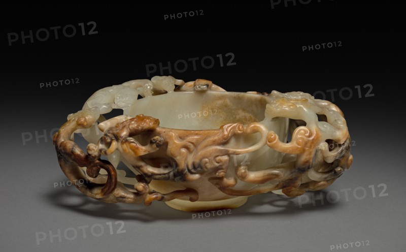 Cup, 1736-1795. China, Qing dynasty (1644-1912), Qianlong reign (1735-1795). Jade; overall: 5.7 cm (2 1/4 in.).