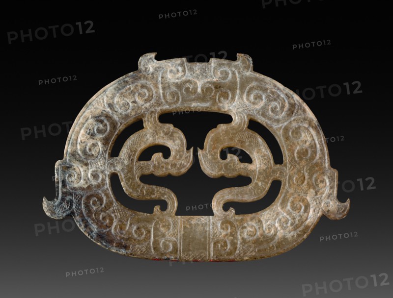 Double Dragon Plaque, 475-221 BC. China, Eastern Zhou dynasty (771-256 BC), Warring States period (475-221 BC). Nephrite; overall: 4.4 cm (1 3/4 in.).