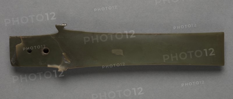 Ge (Dagger Axe), c. 2500-1500 BC. China, Neolithic period - Shang dynasty (c.1766-1045 BC). Nephrite; overall: 5.7 x 1 cm (2 1/4 x 3/8 in.).