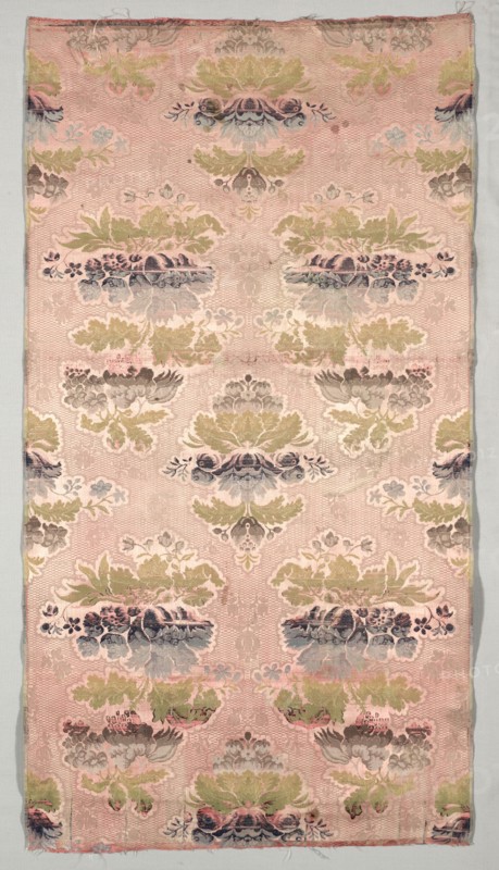 Length of Silk, 1700s. Italy, 18th century. Lampas weave, silk; average: 102.9 x 55.3 cm (40 1/2 x 21 3/4 in.)