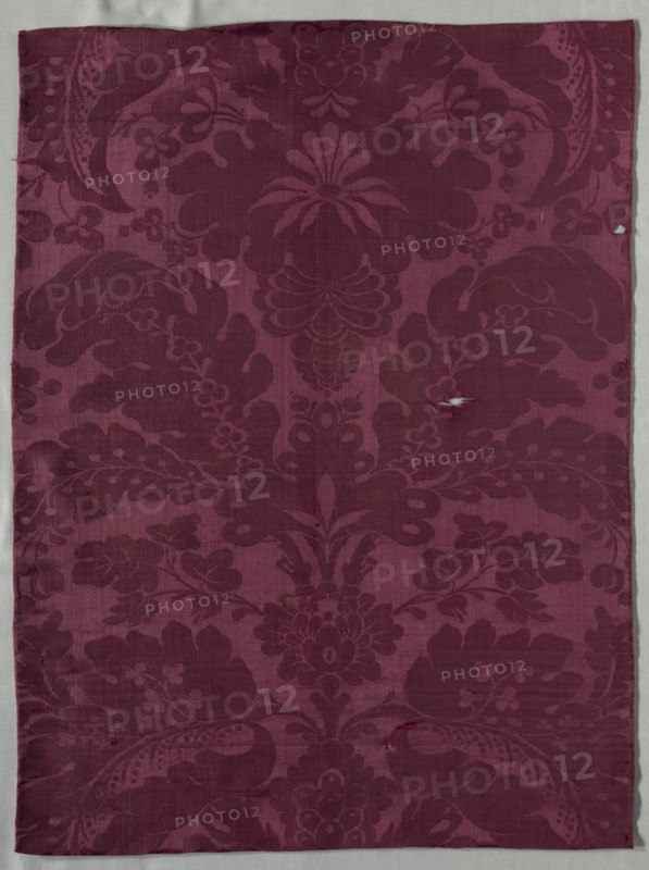 Length of Silk Damask, late 1600s-early 1700s. Italy, late 17th-18th century. Damask, silk; average: 76.9 x 51.9 cm (30 1/4 x 20 7/16 in.)