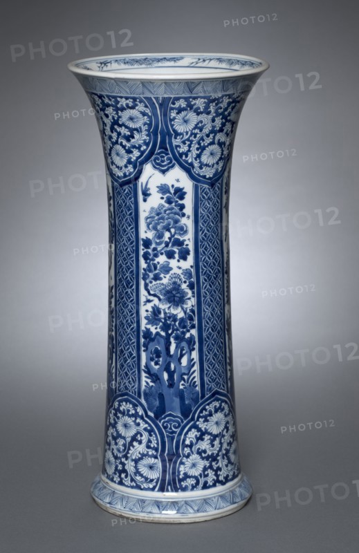 Vase, Qing dynasty (1644-1912), Kangxi reign (1661-1722). China, Jiangxi province, Jingdezhen kilns, Qing dynasty (1644-1912), Kangxi reign (1661-1722). Porcelain with underglaze blue decoration; diameter of mouth: 53 x 23.9 cm (20 7/8 x 9 7/16 in.).