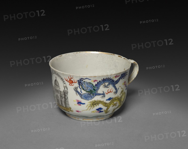 Cup, c. 1750. China, Chinese Export, 18th century, Period of Kien Lung. Porcelain; diameter: 10.2 cm (4 in.); overall: 6.7 cm (2 5/8 in.).