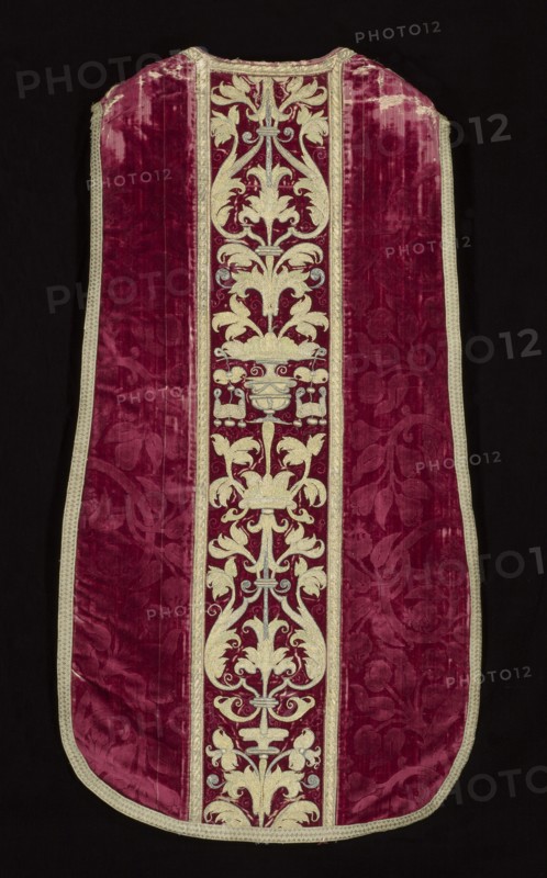 Chasuble, late 1600s. Spain, late 16th century. Silk, velvet, embroidery on orphery metallic thread, or nue; overall: 114.3 x 62.2 cm (45 x 24 1/2 in.)