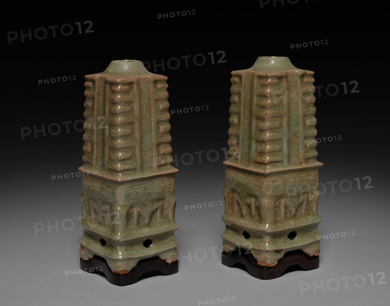 Pair of Vases in Shape of Cong: Southern Celadon Ware, 1271-1368. China, Zhejiang province, Yuan dynasty (1271-1368). Glazed buff stoneware; overall: 18.4 cm (7 1/4 in.).