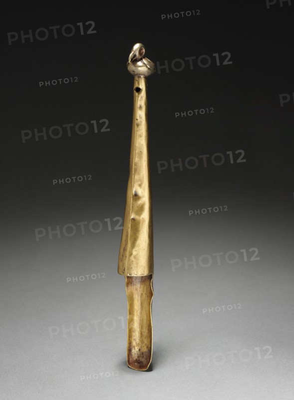 Spoon with Bird, c. 500-200 BC. Peru, North Highlands, Chavín de Huantar(?), Chavín style (1000-200 BC). Hammered and cut gold; overall: 2.6 cm (1 in.).