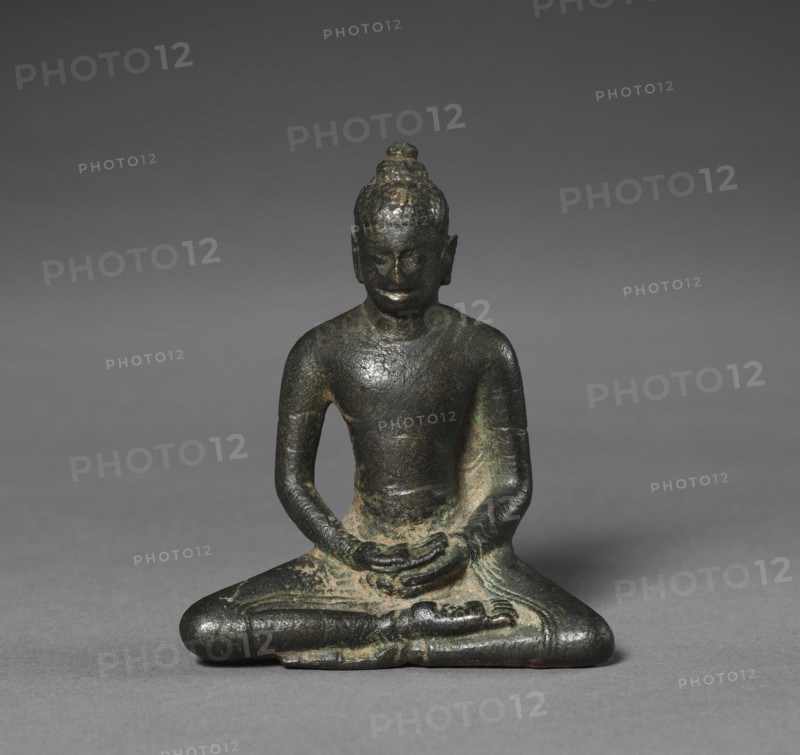 Sakyamuni Buddha, 600s-700s. Ceylon, Anuradhapura style, 7th-8th Century. Bronze; overall: 8.3 x 7 cm (3 1/4 x 2 3/4 in.).