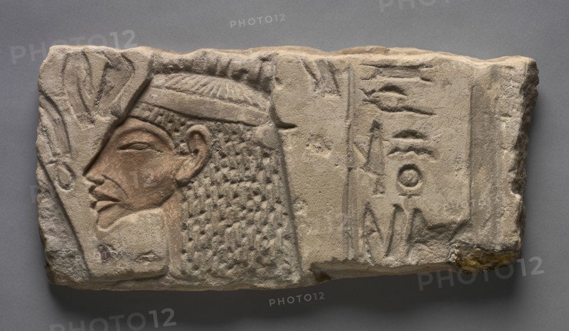 Talatat: Nefertiti Offers to the Aten, 1353-1347 BC. Egypt, Karnak, New Kingdom, Dynasty 18, reign of Amenhotep IV, 1353-1337 BC. Painted sandstone; overall: 20.5 x 41.2 cm (8 1/16 x 16 1/4 in.).
