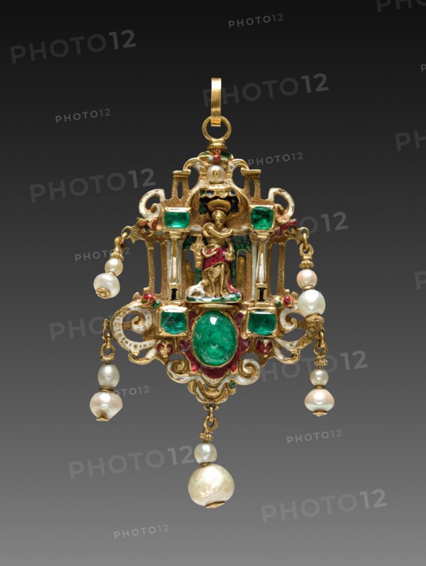 Pendant with Saint John the Evangelist (reverse), late 1500s. Italy, late 16th century. Enameled gold with pearls and emeralds; overall: 7.3 cm (2 7/8 in.).