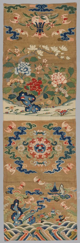 Hanging, 1700s-1800s. China, Qing dynasty (1644-1911). Tapestry weave, slit joins; silk and gold filé; overall: 165.7 x 51.4 cm (65 1/4 x 20 1/4 in.)