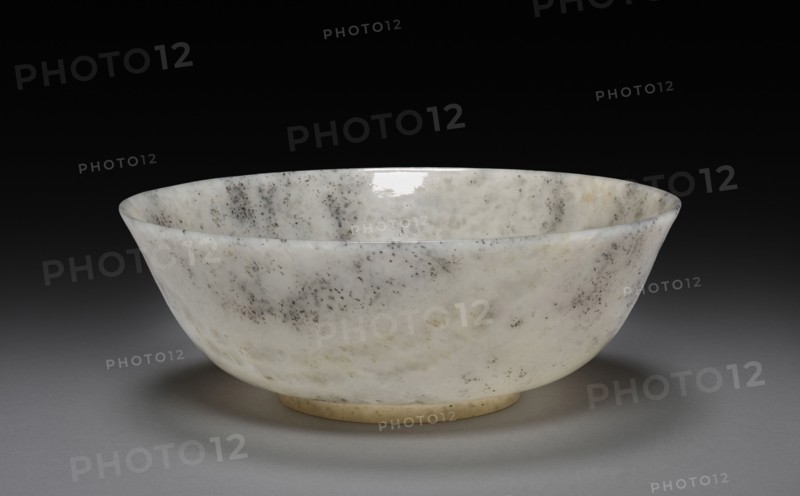 Bowl, 1736-1795. China, Qing dynasty (1644-1912), Qianlong mark and reign (1735-1795). Jade; diameter: 16.4 cm (6 7/16 in.).