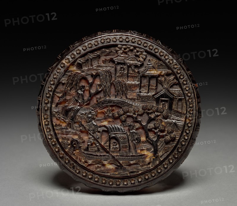 Fragrance Box (lid), 1700s. China, Qing dynasty (1644-1911). Tortoiseshell; diameter: 8.6 cm (3 3/8 in.).