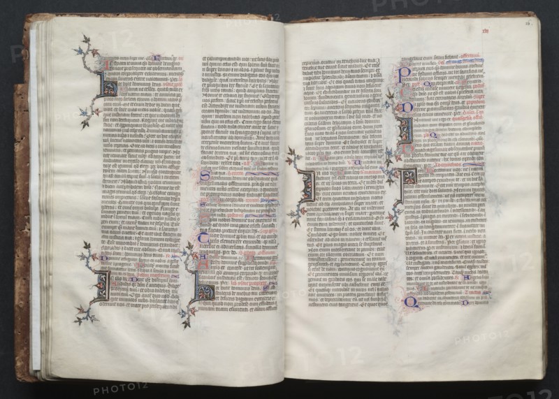 The Gotha Missal:  Fol. 25v, Text, c. 1375. And workshop Master of the Boqueteaux (French). Ink, tempera, and gold on vellum; blind-tooled leather binding; codex: 27.1 x 19.5 cm (10 11/16 x 7 11/16 in.)
