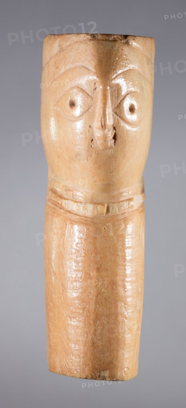 Figurine, 700s - 900s. Iran, early Islamic period, 8th - 10th century. Bone, incised; overall: 5.5 x 1.9 x 1.7 cm (2 3/16 x 3/4 x 11/16 in.)