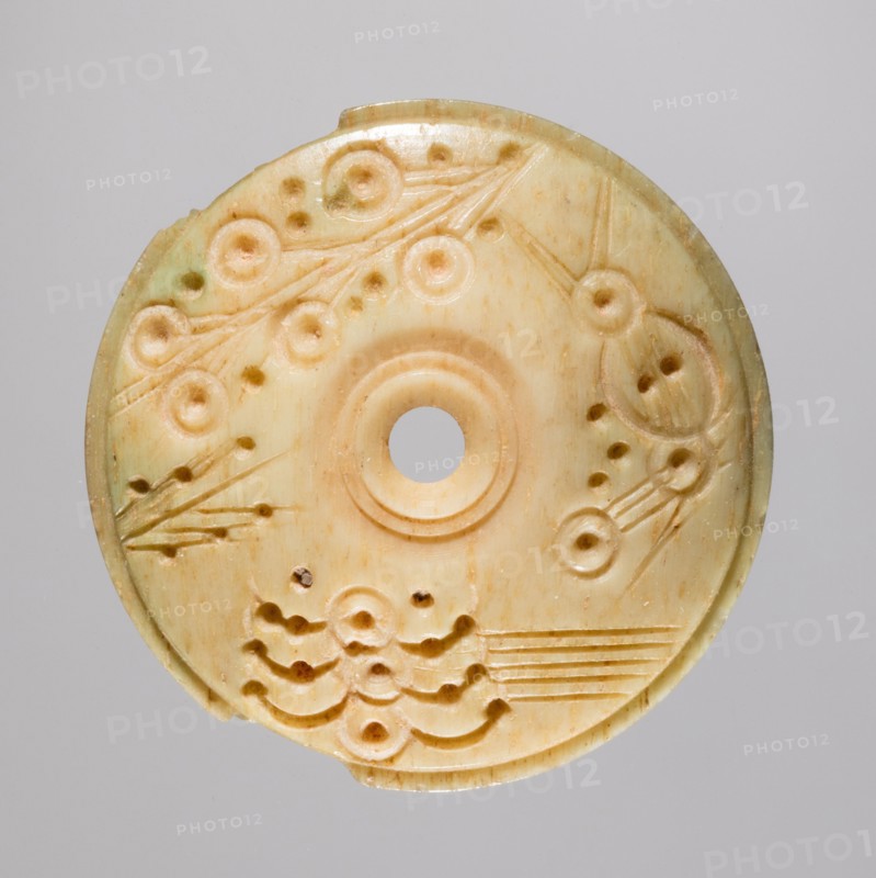 Spindle Whorl, 700s - 900s. Iran, early Islamic period, 8th - 10th century. Bone, incised; overall: 0.4 x 2.3 x 2.3 cm (3/16 x 7/8 x 7/8 in.)