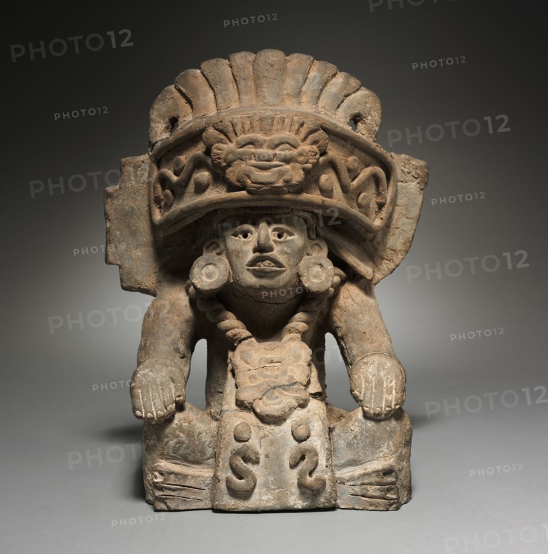 Funerary Urn, 400s-500s. Mexico, Oaxaca, 5th-6th Century. Earthenware; overall: 35.5 x 27.9 x 20 cm (14 x 11 x 7 7/8 in.).