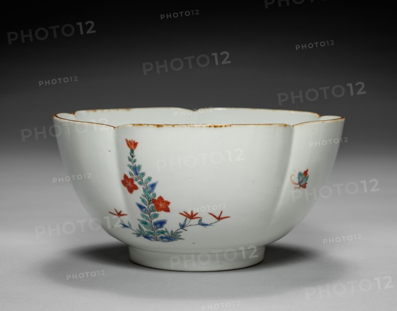 Bowl with Butterflies and Flowers: Kakiemon Type, c. 1700. Japan, Edo Period (1615-1868). Porcelain molded in five lobes, with overglaze enamel decoration; diameter: 18.5 cm (7 5/16 in.); overall: 9.4 cm (3 11/16 in.).