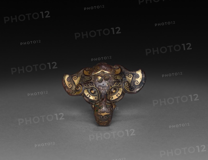 Belt Hook (Daigou) in Form of Elephant's Head, c. 481-400 BC. China, Eastern Zhou dynasty (771-256 BC), Warring States period (475-221 BC). Bronze with silver inlay; overall: 3.8 cm (1 1/2 in.)
