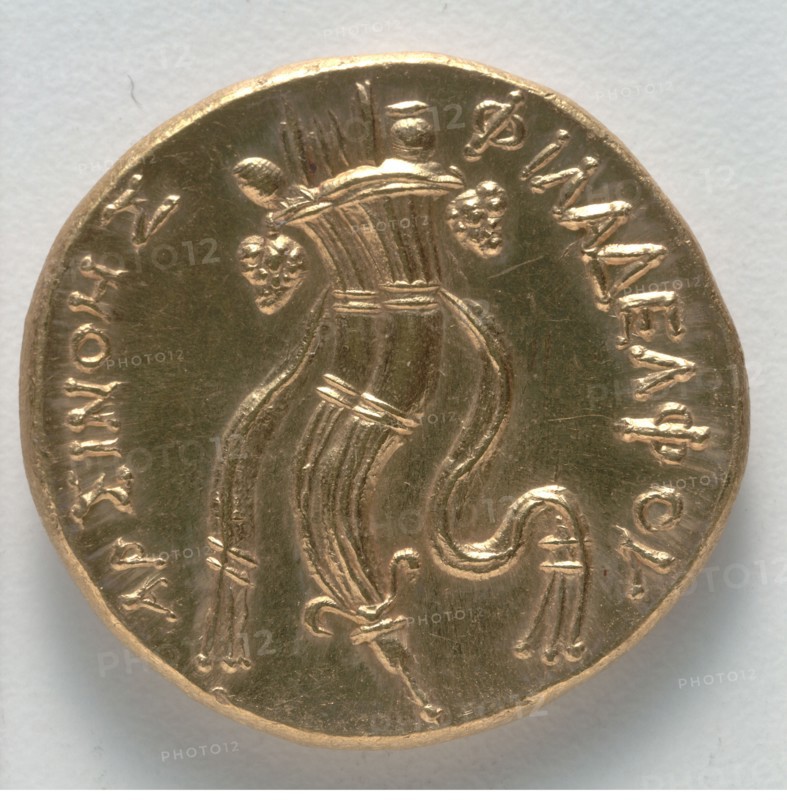 Octodrachm of Arsinoe II (reverse), 370-316 BC. Greece, Ptolemaic Dynasty, reign of Ptolemy V Epiphanes or Ptolemy VI Philometor. Gold; diameter: 2.9 cm (1 1/8 in.).