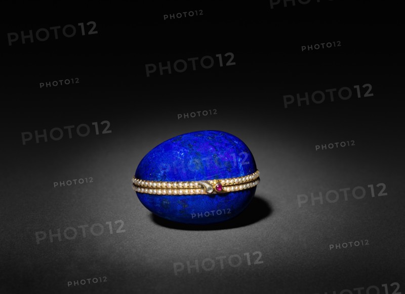 Lapis Lazuli Easter Egg, late 1800s - early 1900s. Firm of Peter Carl Fabergé (Russian, 1846-1920). Gold, enamel, lapis lazuli, pearls, diamonds, rubies; overall: 5.9 x 4.5 cm (2 5/16 x 1 3/4 in.).