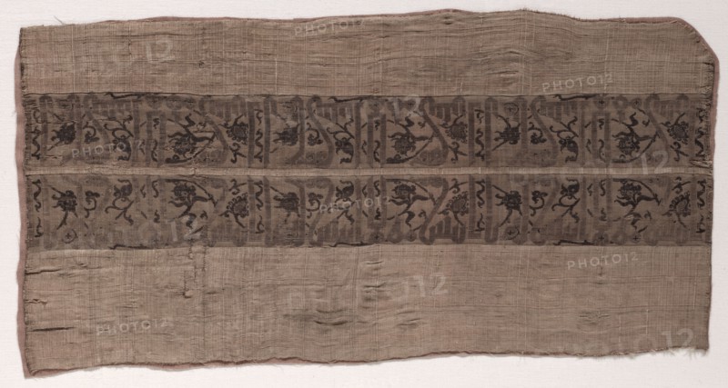 Fragment, 900s. Iran, Buyid period, 10th century. Lampas weave (inscription) on compound tabby ground; silk; overall: 30.5 x 61 cm (12 x 24 in.)