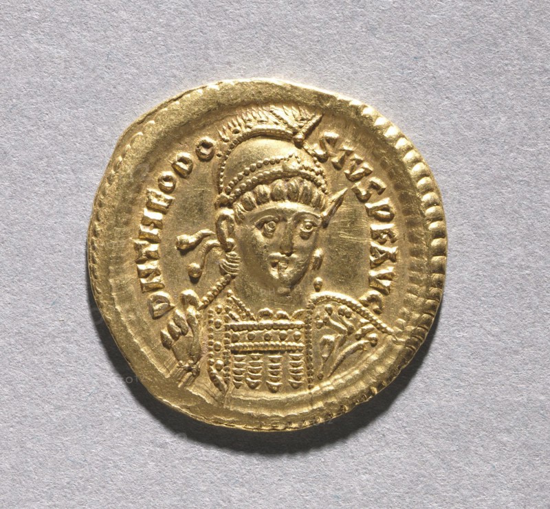 Solidus of Theodosius II and Valentinian III (obverse), 408-425. Byzantium, Constantinople, Byzantine period, 5th century. Gold; diameter: 2.3 cm (7/8 in.)