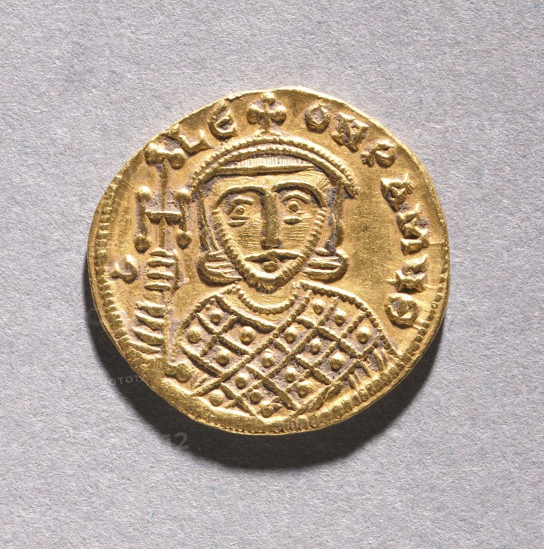 Solidus with Leo IV the Khazar and His Father Constantine V Copronymus, c. 751-775. Byzantium, 8th century. Gold; diameter: 2 cm (13/16 in.)