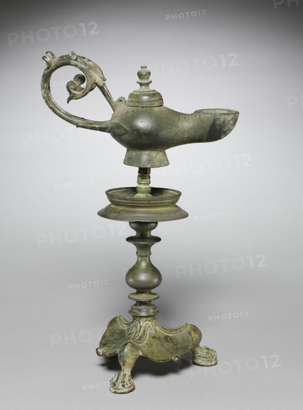 Lamp and Stand, 400s. Byzantium, early Byzantine period, 5th century. Bronze; overall: 34.8 x 13.5 cm (13 11/16 x 5 5/16 in.)