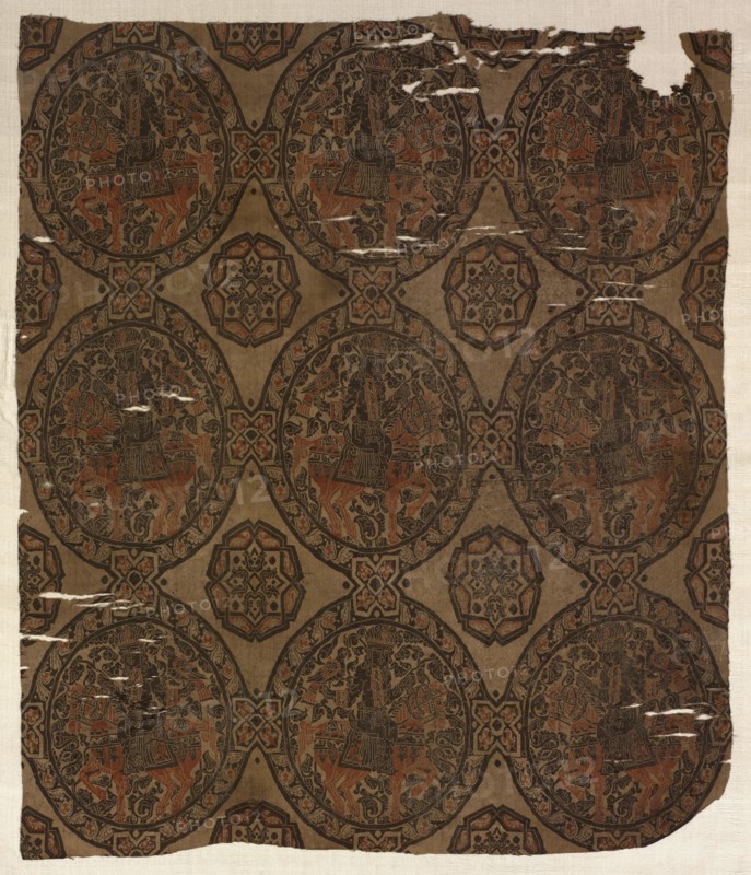 Fragment with Equestrian Falconer King, 800s. Iran or Iraq, Abbasid period, 9th century. Lampas weave, silk; overall: 103.2 x 86.4 cm (40 5/8 x 34 in.)