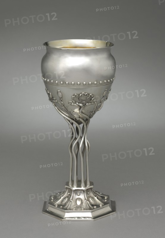 Vase, c. 1900. Firm of Theodore B. Starr (American, 1837-1907). Silver; overall: 30 cm (11 13/16 in.); diameter of mouth with rim: 13.2 cm (5 3/16 in.); diameter of base: 13.4 cm (5 1/4 in.).