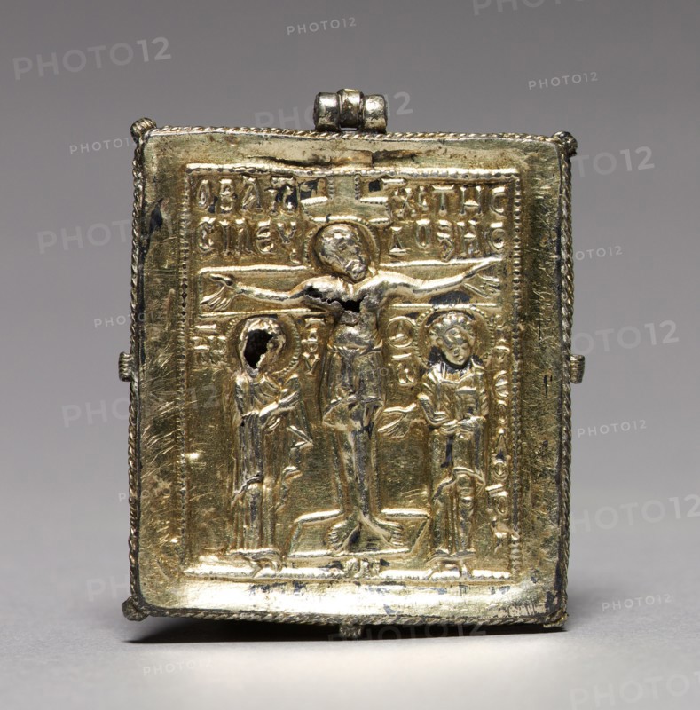 Enkolpion with the Crucifixion (front) and Saints Theodore and George (back), 1080-1120. Byzantium, Constantinople, Byzantine period, 11th-12th century. Silver gilt and cloisoné enamel; overall: 5.1 x 4.1 cm (2 x 1 5/8 in.).