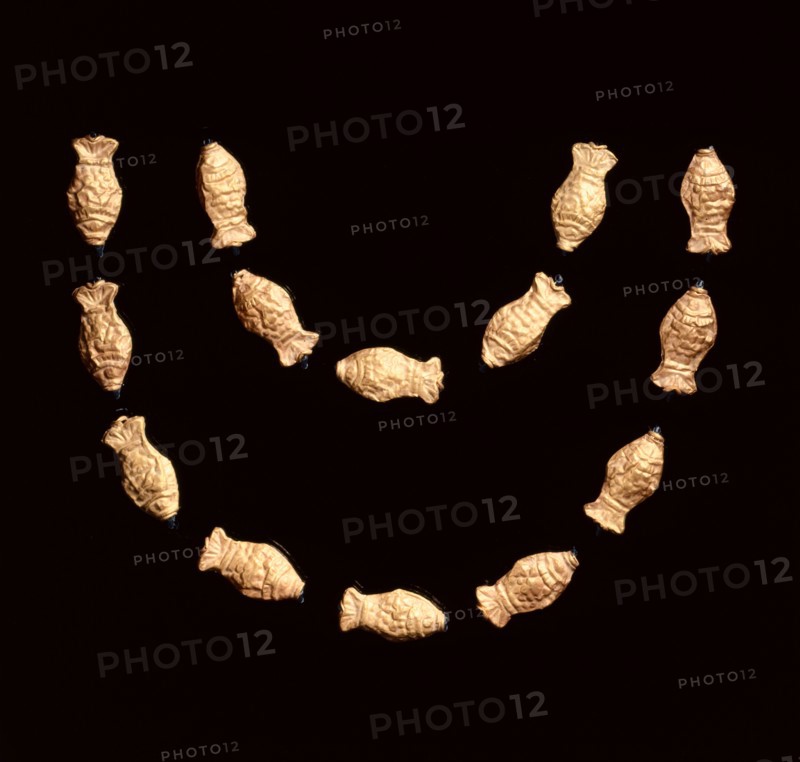 Necklace Beads in the Form of Fish, 185-72 BC. India, Shunga Period (c. 187-78 BC). Gold repoussé with granulation;