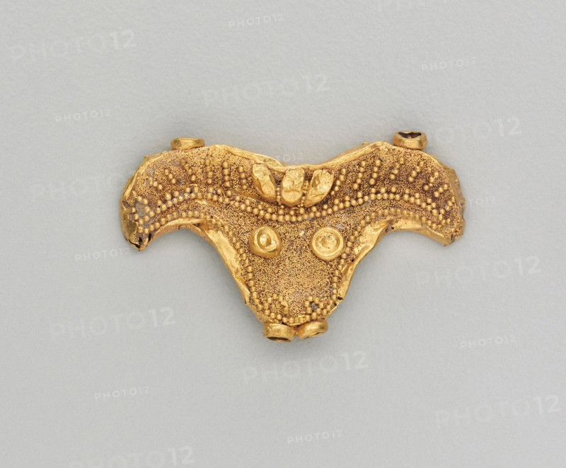 Set of Pendants Ending in a Bull's Head, 185-72 BC. India, Sunga Period (185-72 BC). Gold repoussé with granulation;
