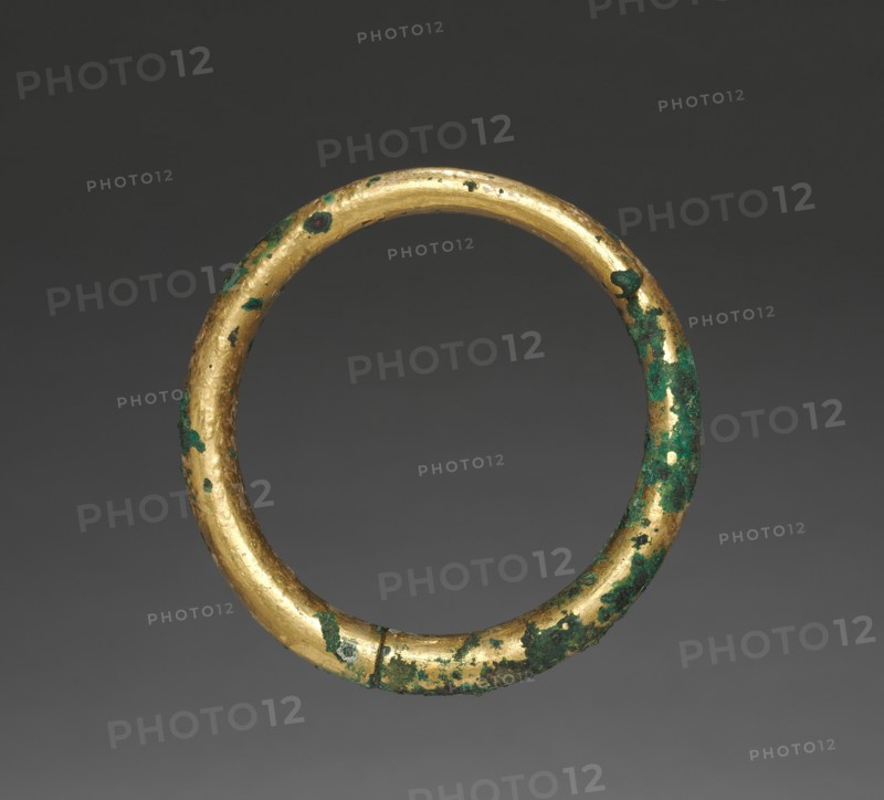 Bangle, 185-72 BC. India, Sunga Period (185-72 BC). Gilt bronze;