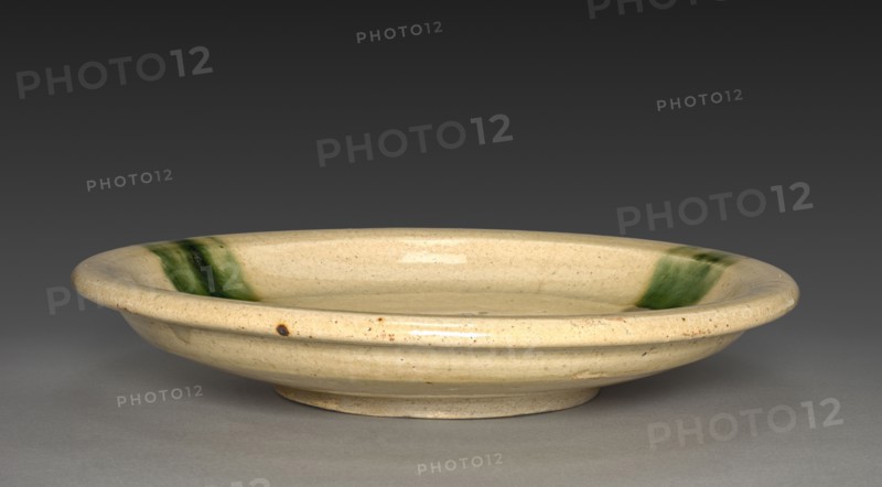 Plate: Seto Ware, 18th-19th century. Japan, Aichi Prefecture, Edo Period (1615-1868). Glazed stoneware ; diameter: 37.7 cm (14 13/16 in.); diameter of foot: 17.2 cm (6 3/4 in.).