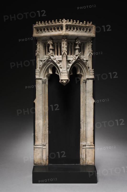 Architectural Canopy, c. 1450-1475. France, Burgundy, 15th century. Limestone from Tonnerre; overall: 50.8 x 22.1 cm (20 x 8 11/16 in.)