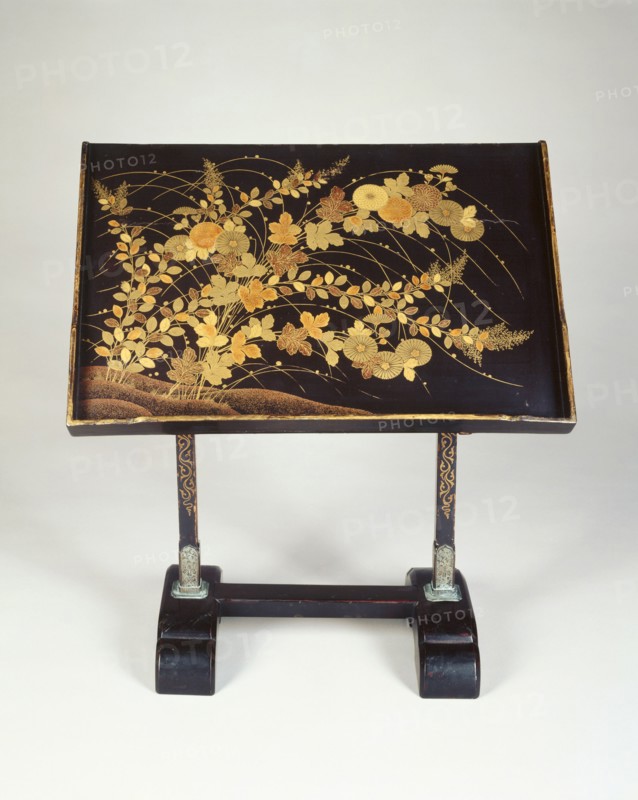 Reading Stand, early 17th century. Japan, Momoyama Period (1573-1615). Lacquer with gold; overall: 53.3 x 30.5 x 45.7 cm (21 x 12 x 18 in.).